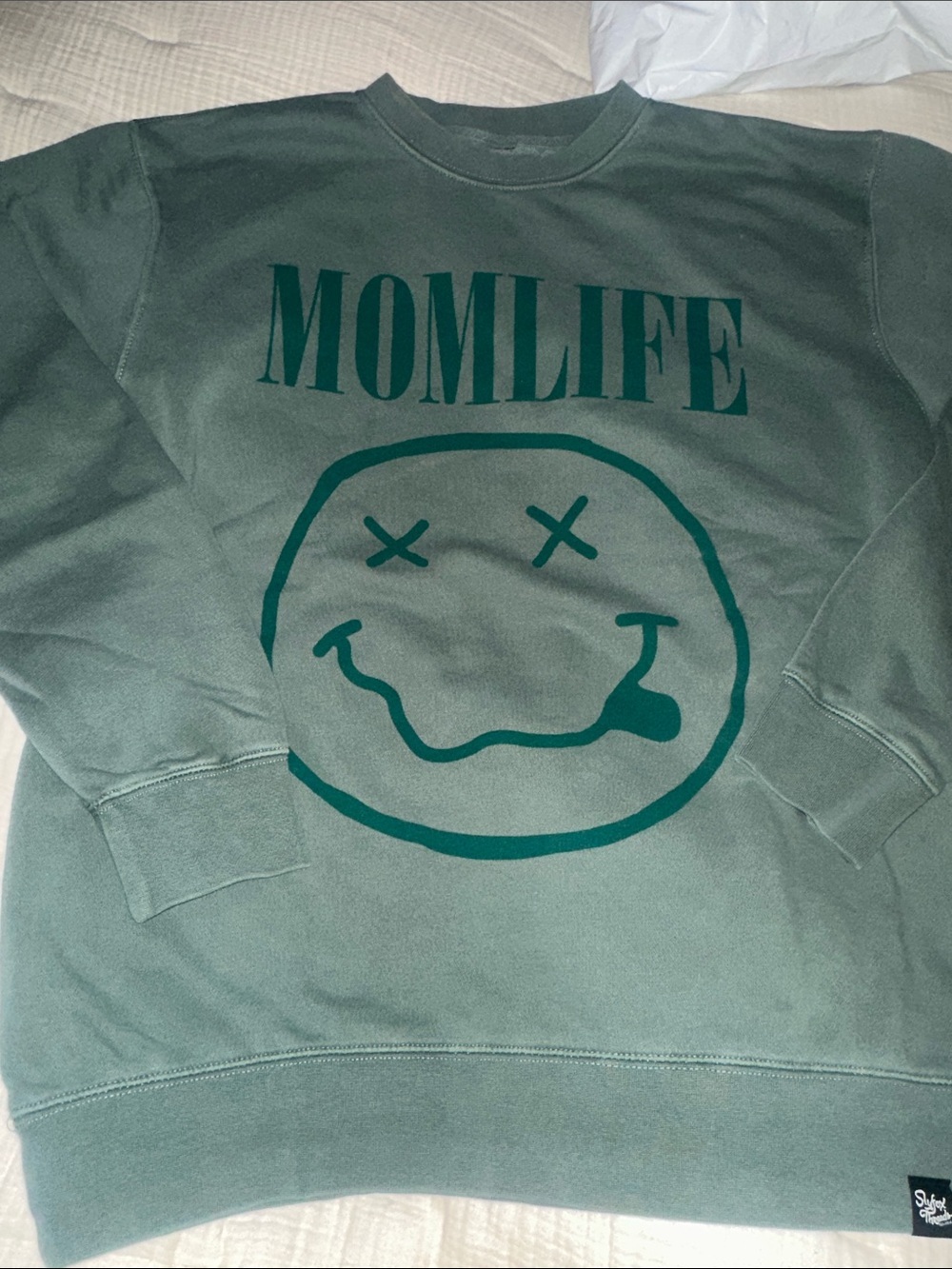 Slyfox Threads āMOMLIFEā Graphic Sweatshirt Olive Green -NWOT Large